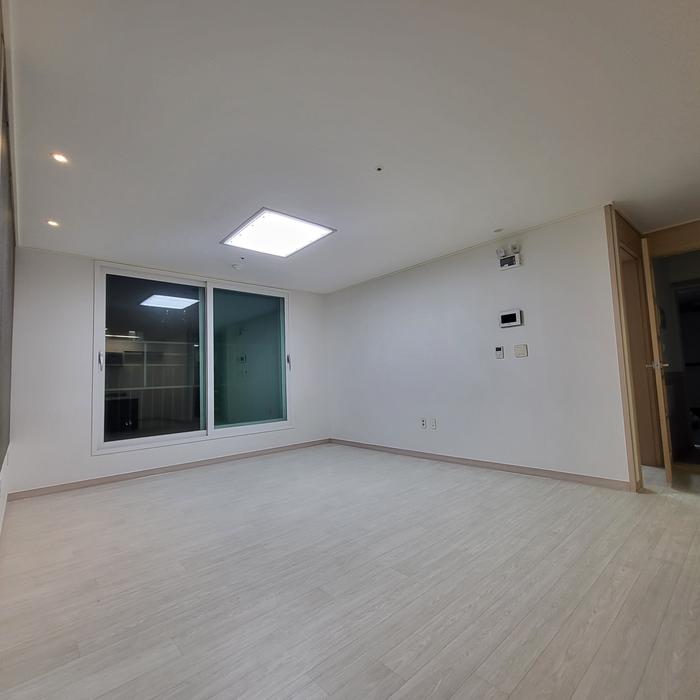 29165_copy_29179_3695294320_CbH5PIhz_5c3daf5eeddcbe806251948cdd45b6e4772093c3.jpg 이미지크게보기