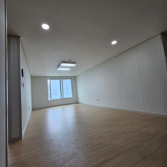 3695294320_3ZOopc7e_7ebc9ecd60099d944dc580f522953074dc54c20d.jpg 이미지크게보기