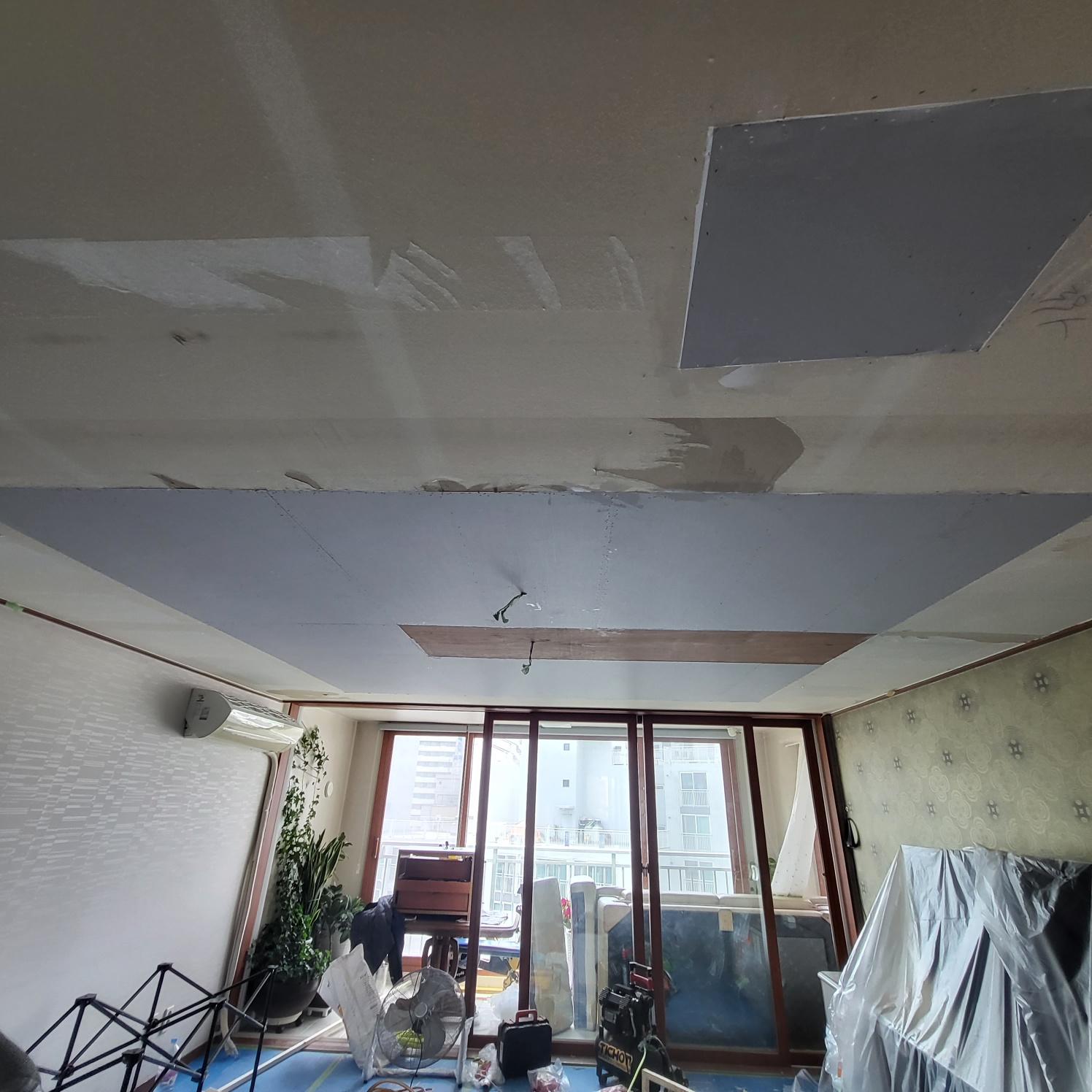 3695294320_CHdjI1ki_9dc40a7b5688a4c27accc1bd1892dd2d98e61b27.jpg 이미지크게보기