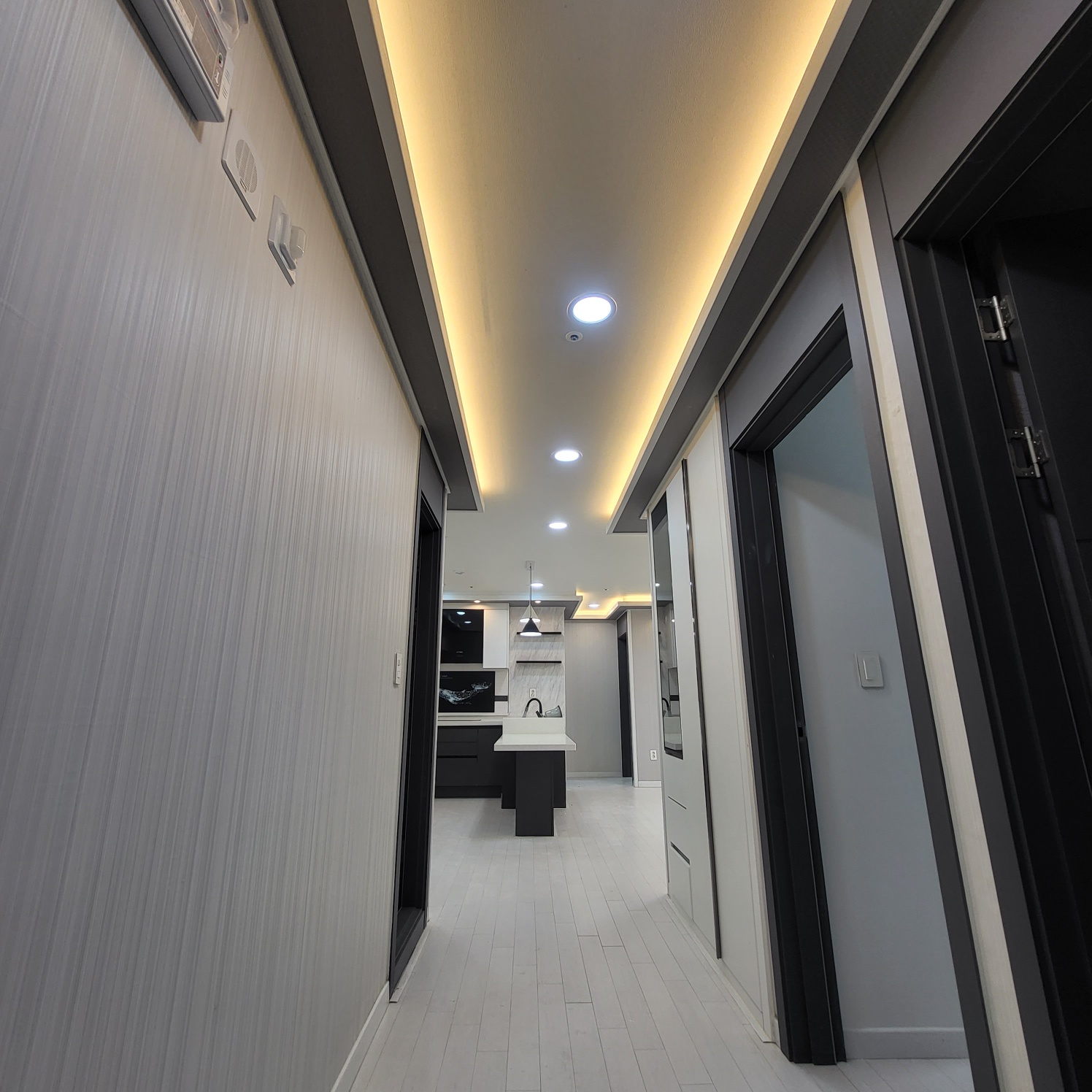 3695294320_dLFNec25_2b92a300c7b90849ad48353524ca6d47b1570736.jpg 이미지크게보기