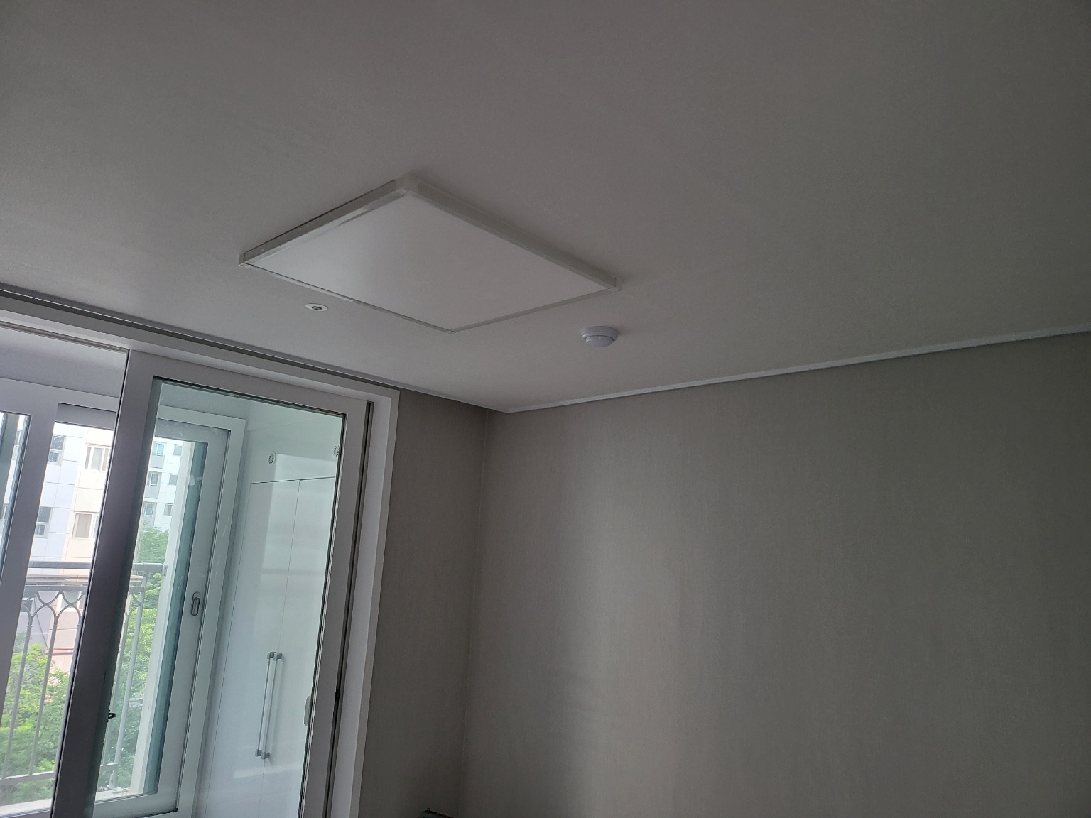 3695294320_sm8HbulI_eea49612f03a76f433d7c726f272ac8fbc73af59.jpg 이미지크게보기