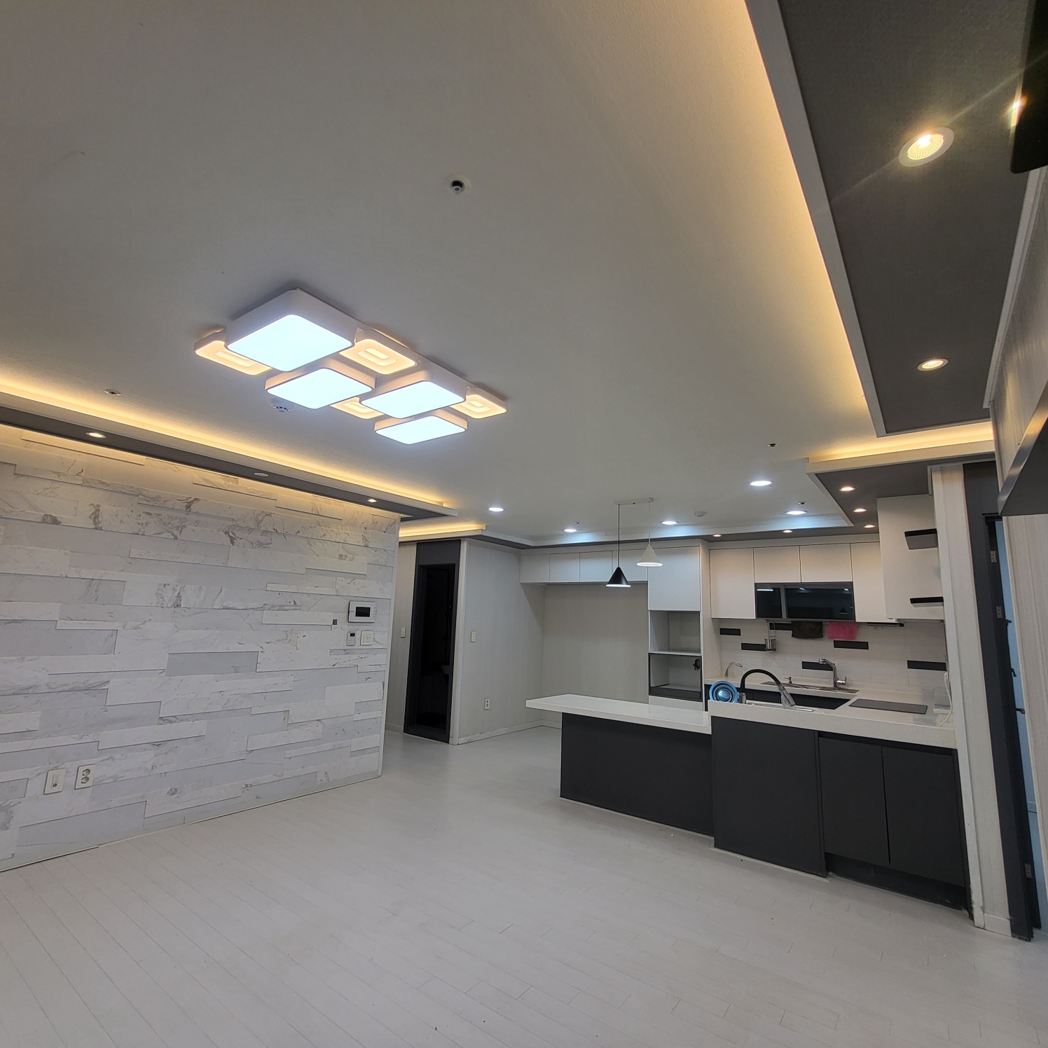 3695294320_ue4ln8wG_55d3ad4f2dfef40ec95c876a82c663c4c9dd5431.jpg 이미지크게보기